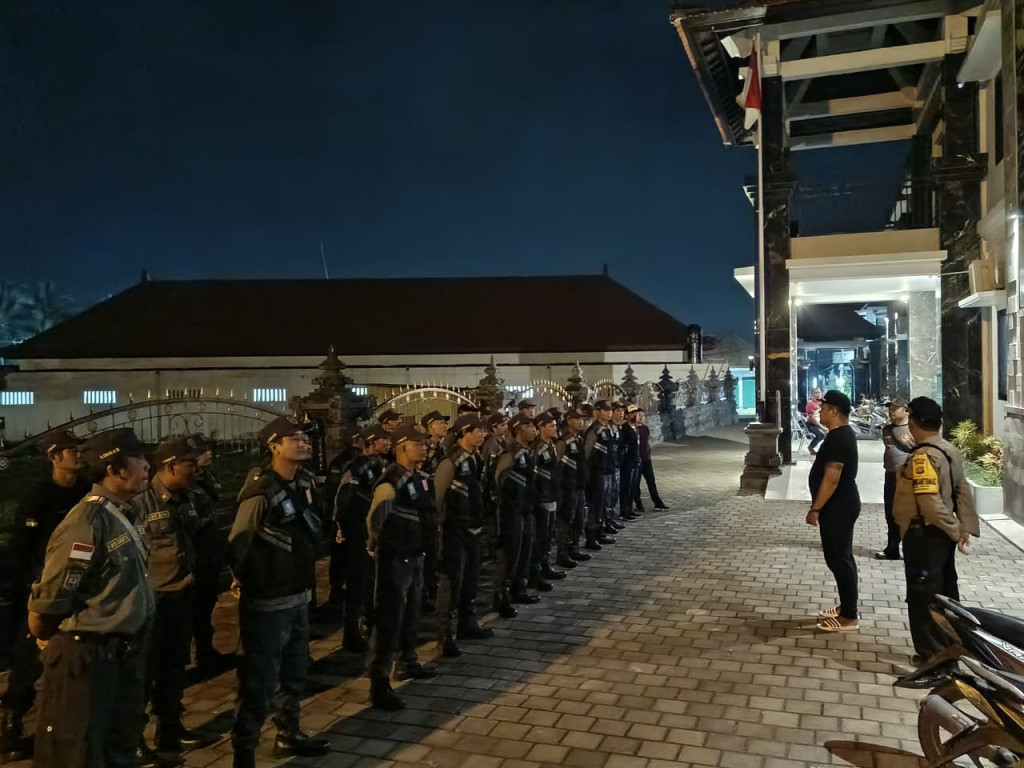 SIDAK PENDUDUK PENDATANG BULAN SEPTEMBER DI LINGKUNGAN DESA KUWUM KECAMATAN MENGWI